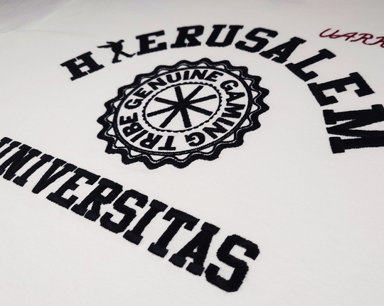 HIERUSALEM UNIVERSITAS TEE / WHITE