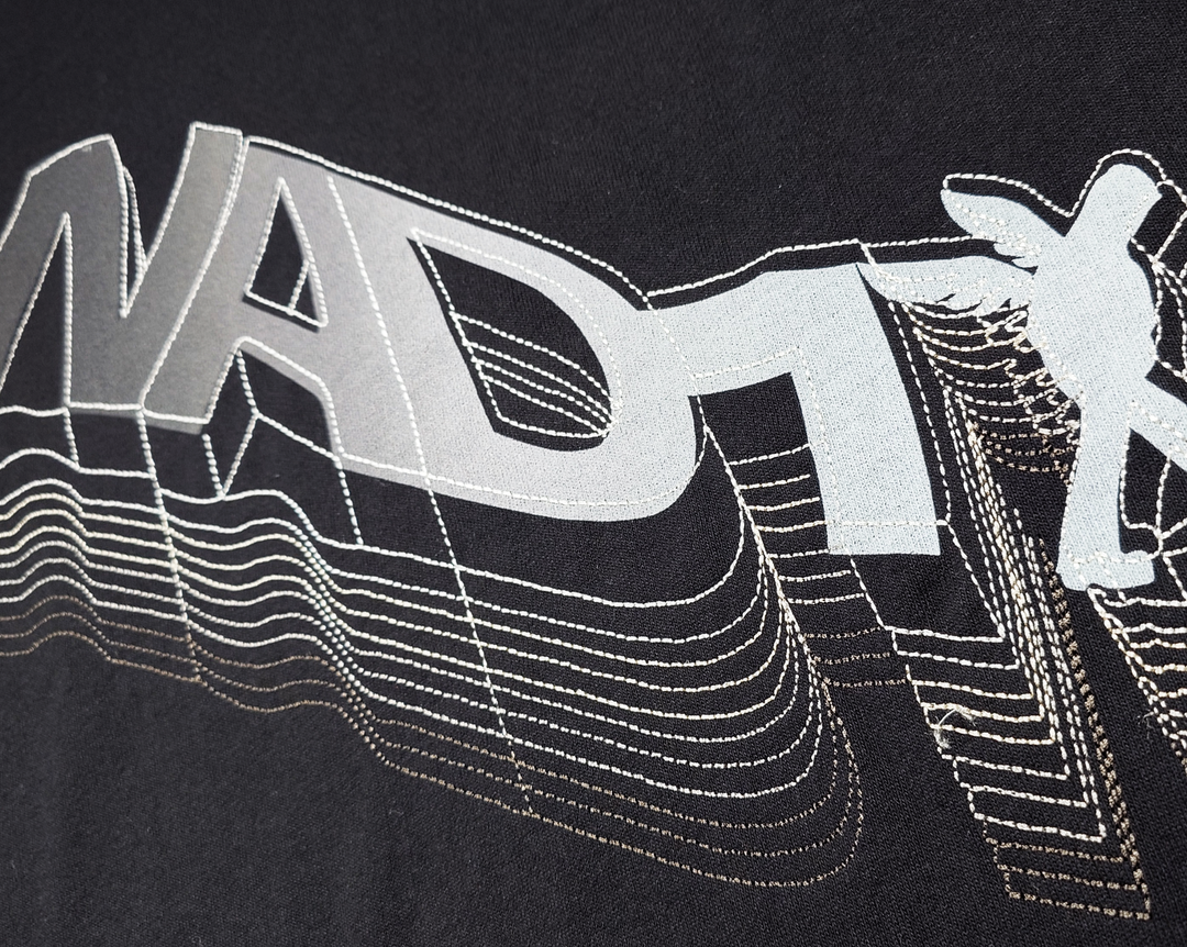 NAD1 TEE / BLACK
