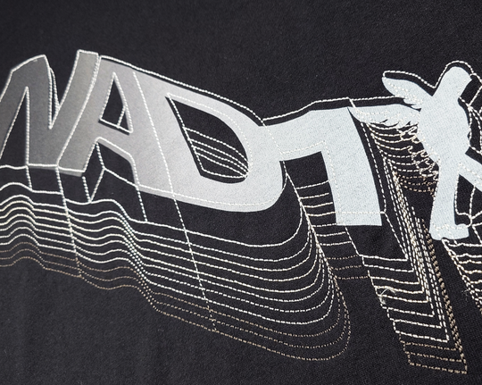 NAD1 TEE / BLACK